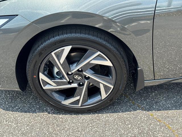 new 2025 Hyundai Elantra car, priced at $24,100
