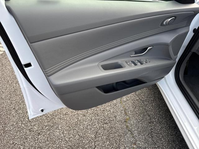 new 2025 Hyundai Elantra car, priced at $22,045