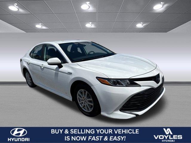 used 2020 Toyota Camry Hybrid car, priced at $20,571