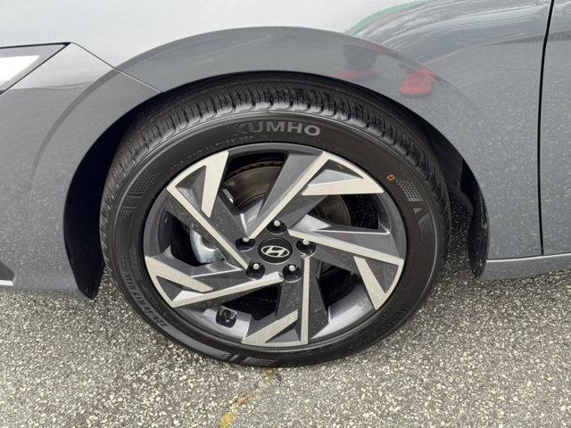new 2025 Hyundai Elantra car, priced at $24,515