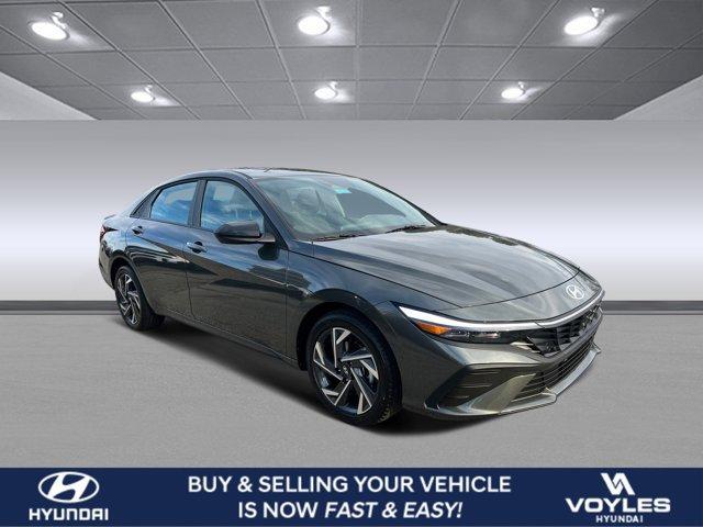 new 2025 Hyundai Elantra car, priced at $21,665