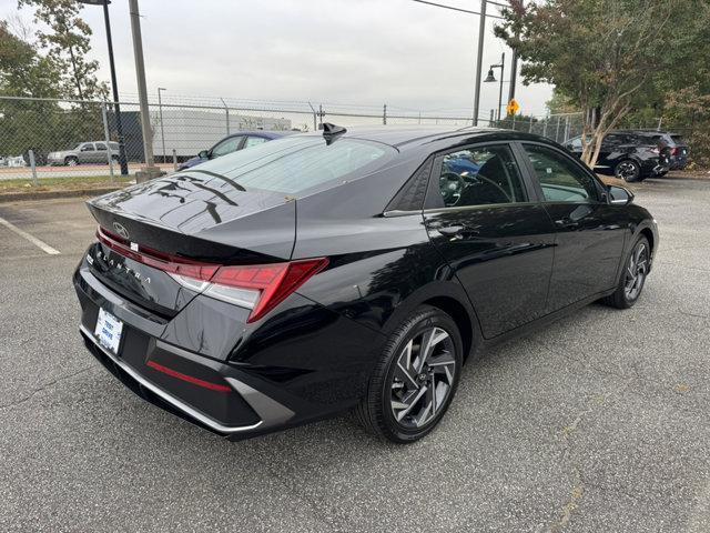 new 2025 Hyundai Elantra car, priced at $27,020