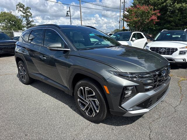 new 2025 Hyundai TUCSON Hybrid car, priced at $40,390