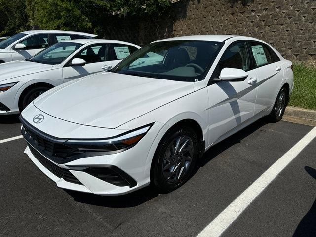 new 2024 Hyundai Elantra car, priced at $21,235