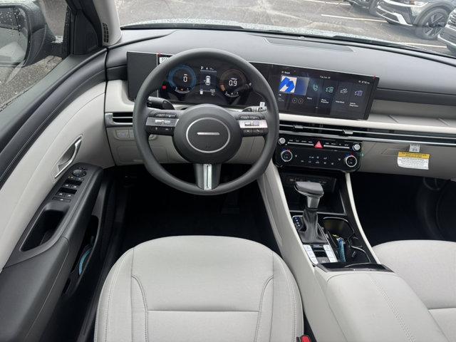 new 2025 Hyundai Tucson car, priced at $30,924