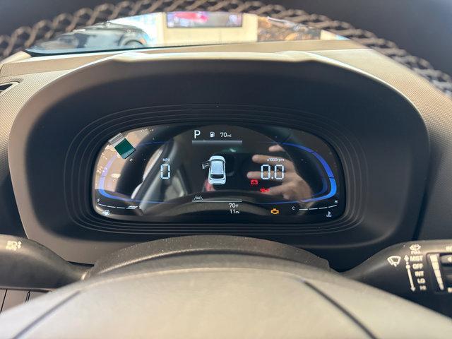 new 2025 Hyundai Venue car, priced at $25,029