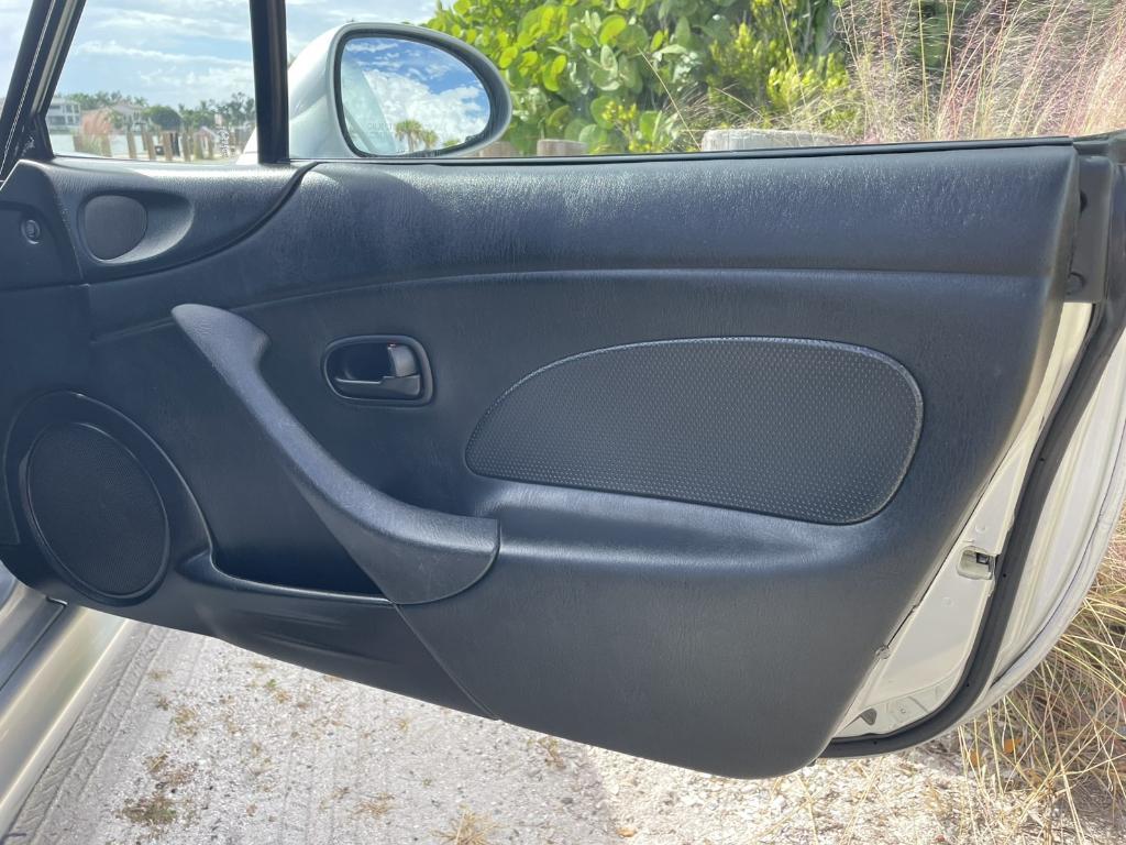 used 2003 Mazda MX-5 Miata car, priced at $5,995