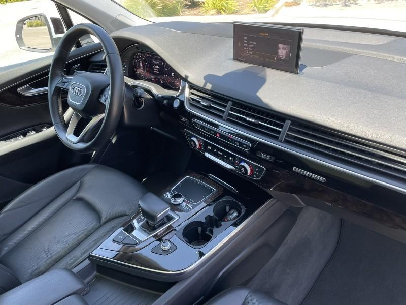 used 2018 Audi Q7 car, priced at $25,481