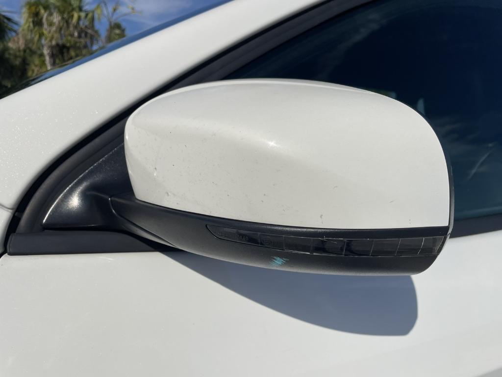 used 2019 Jeep Cherokee car, priced at $13,988