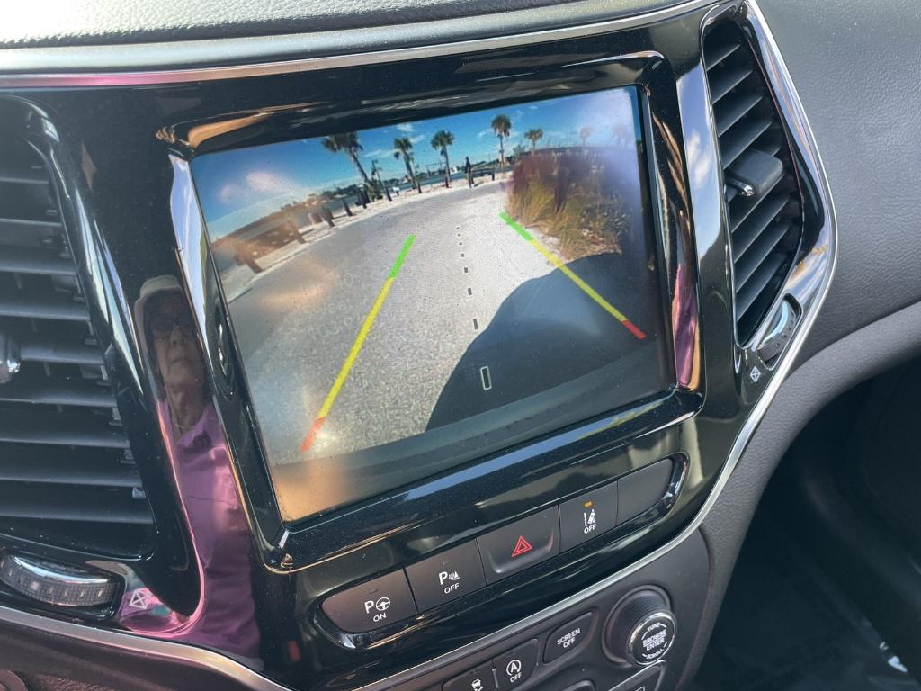 used 2019 Jeep Cherokee car, priced at $13,988