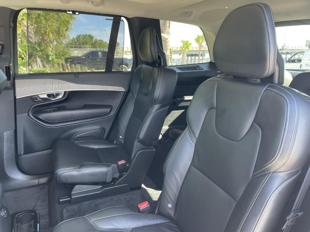 used 2022 Volvo XC90 Recharge Plug-In Hybrid car, priced at $35,988