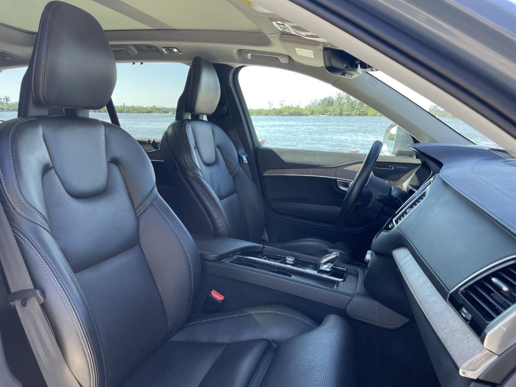 used 2022 Volvo XC90 Recharge Plug-In Hybrid car, priced at $35,988