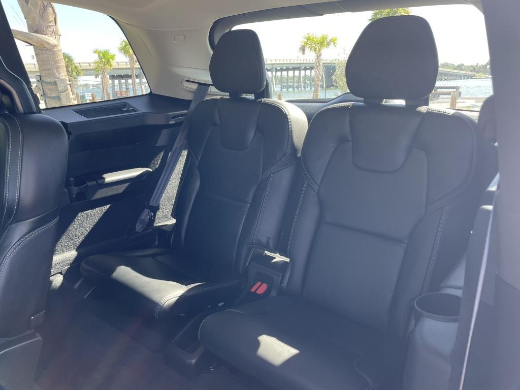 used 2022 Volvo XC90 Recharge Plug-In Hybrid car, priced at $35,988