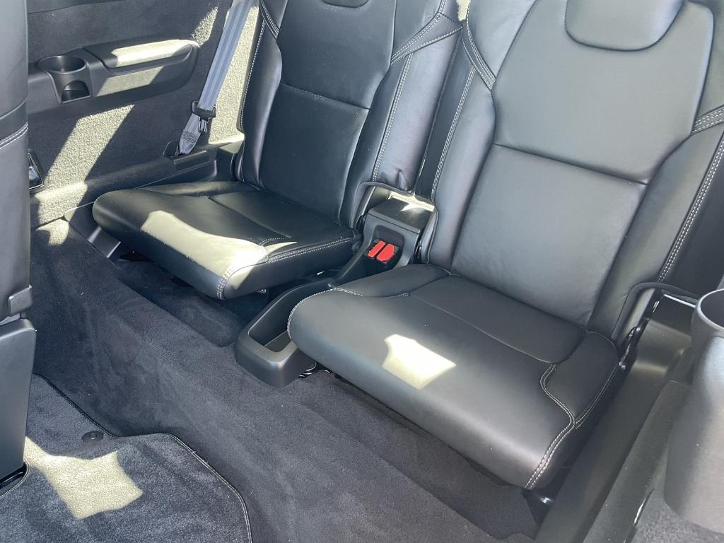 used 2022 Volvo XC90 Recharge Plug-In Hybrid car, priced at $35,988