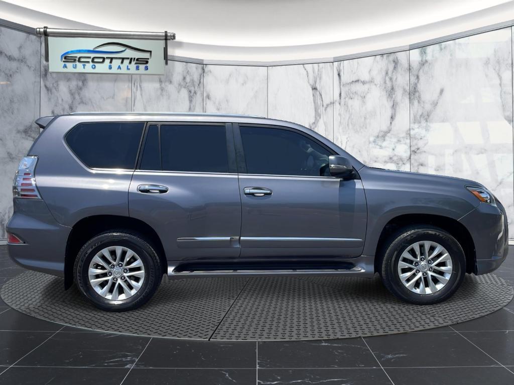used 2019 Lexus GX 460 car, priced at $33,988