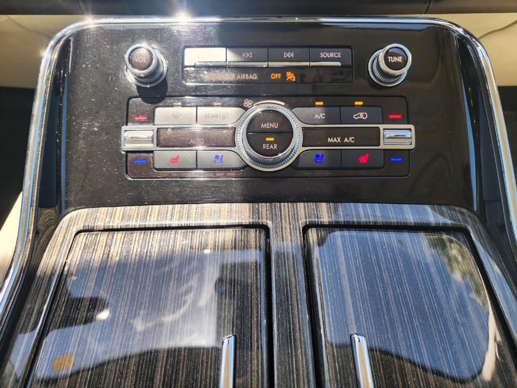 used 2021 Lincoln Navigator L car, priced at $41,988