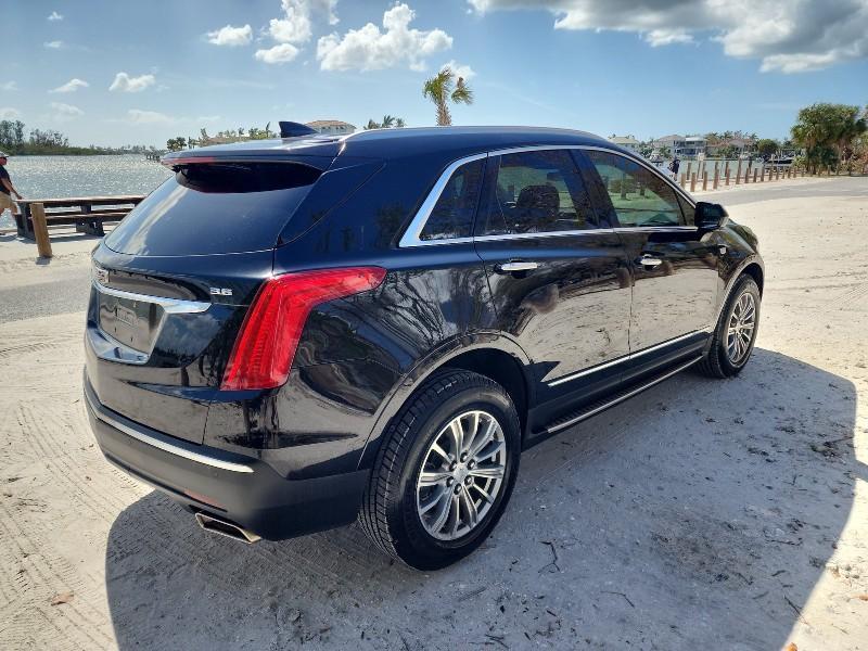 used 2017 Cadillac XT5 car, priced at $13,988