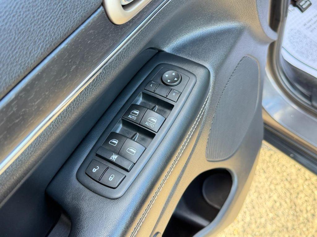 used 2015 Jeep Grand Cherokee car, priced at $12,995