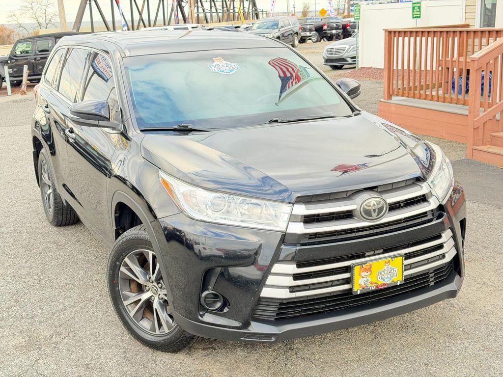 used 2018 Toyota Highlander car, priced at $17,995