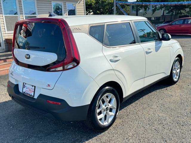 used 2021 Kia Soul car, priced at $14,995