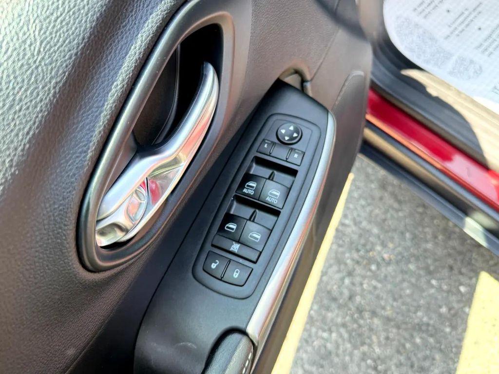 used 2019 Jeep Cherokee car, priced at $13,495