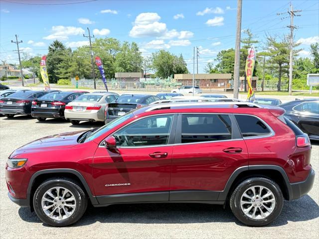 used 2019 Jeep Cherokee car, priced at $13,995