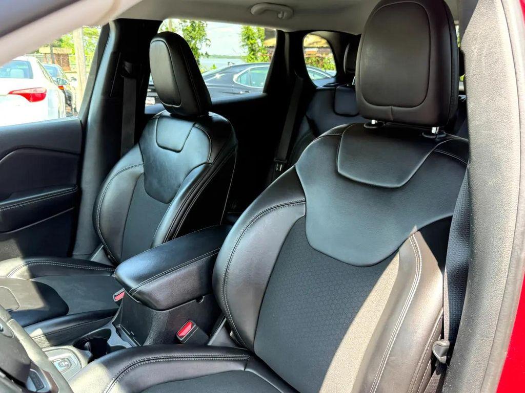 used 2019 Jeep Cherokee car, priced at $13,495