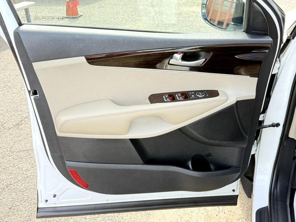 used 2020 Kia Sorento car, priced at $17,495