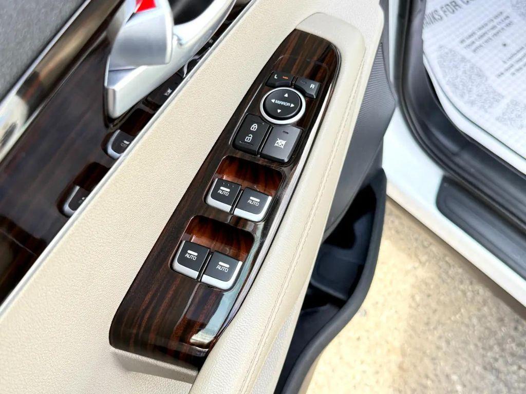 used 2020 Kia Sorento car, priced at $17,495