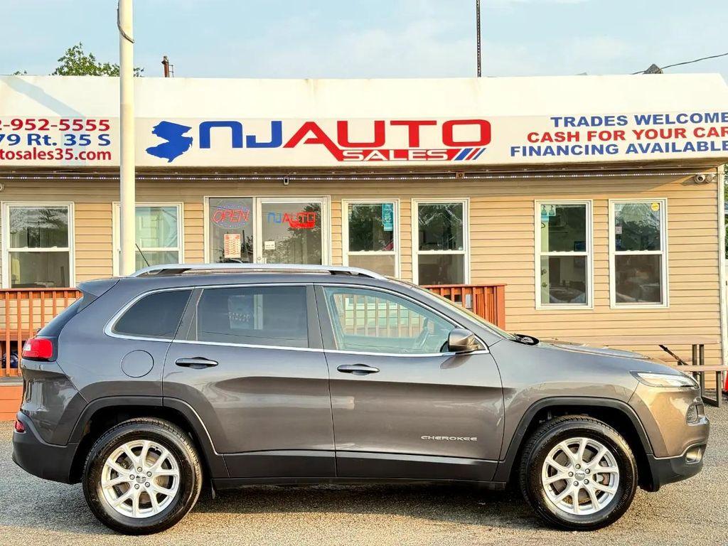 used 2016 Jeep Cherokee car, priced at $10,649