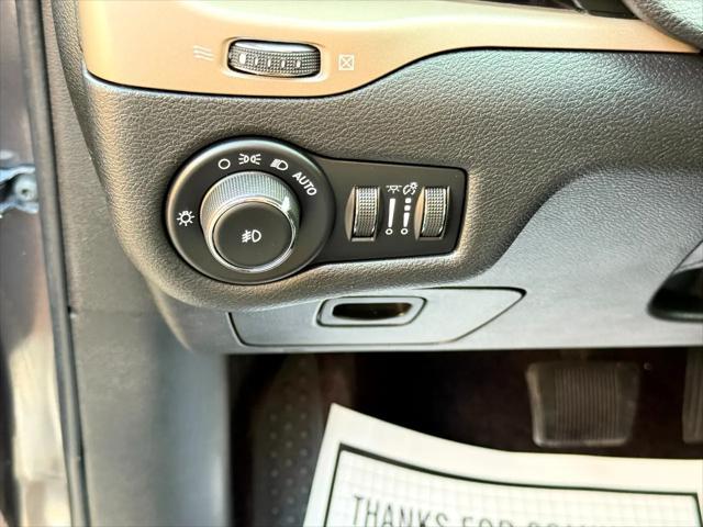 used 2016 Jeep Cherokee car, priced at $10,995