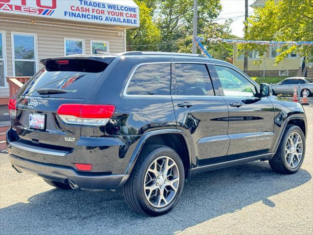 used 2018 Jeep Grand Cherokee car, priced at $17,995