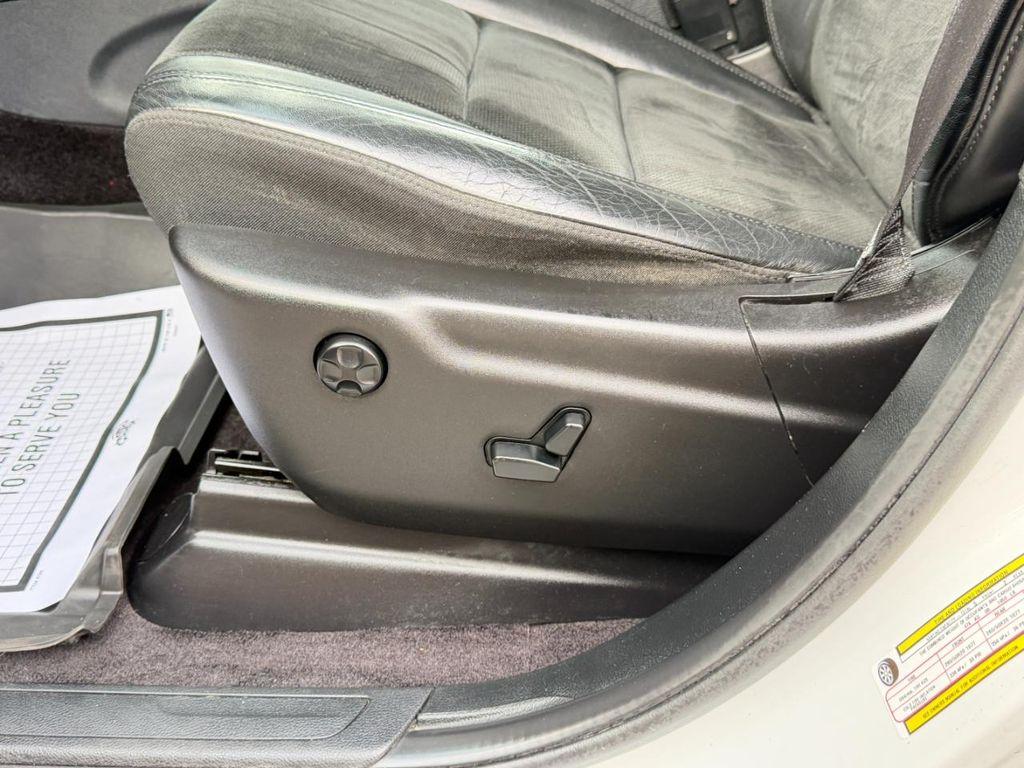 used 2017 Jeep Grand Cherokee car, priced at $14,495