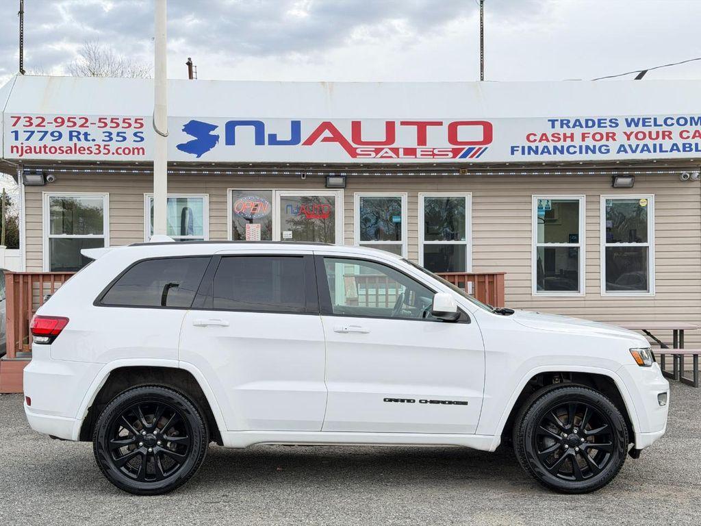 used 2017 Jeep Grand Cherokee car, priced at $14,495
