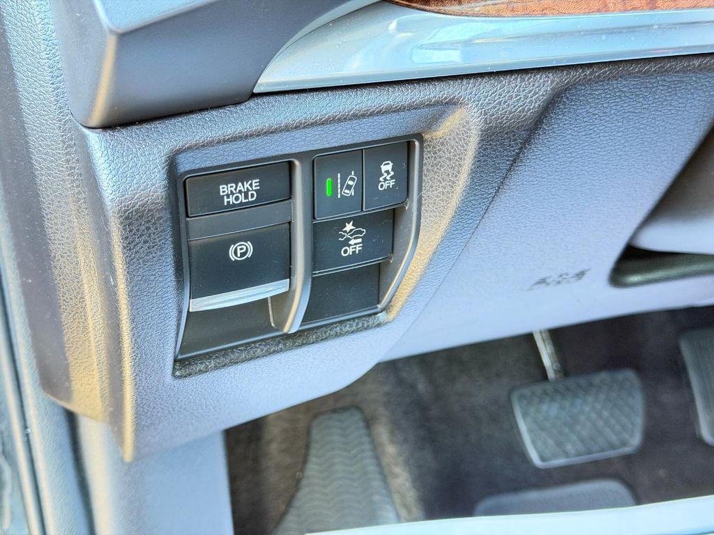 used 2017 Acura MDX car, priced at $18,795