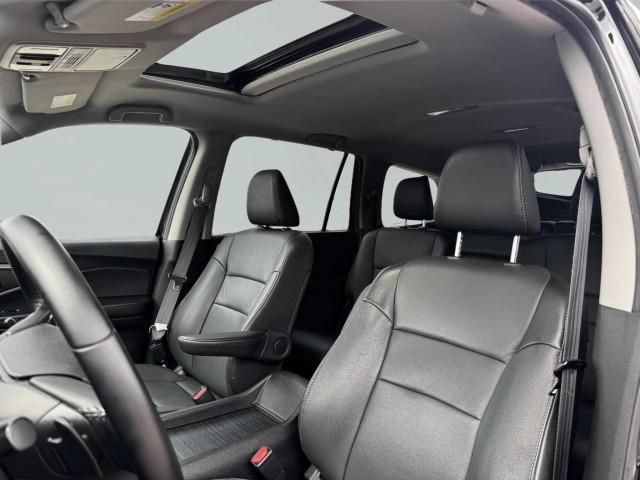 used 2021 Honda Pilot car, priced at $24,999