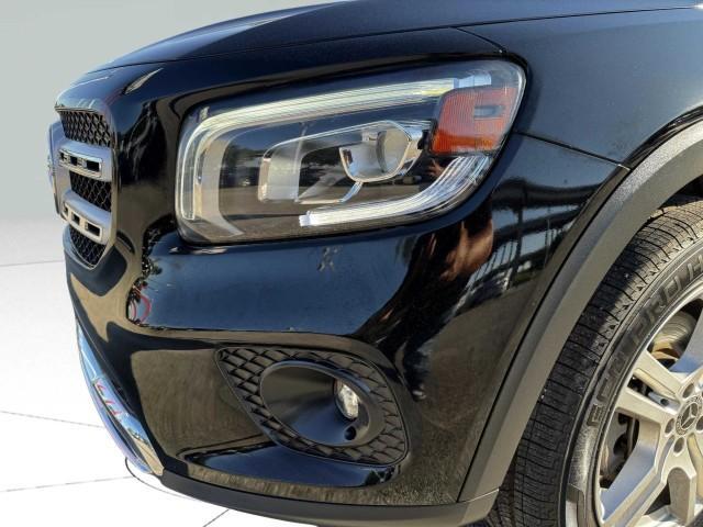 used 2021 Mercedes-Benz GLB 250 car, priced at $23,899