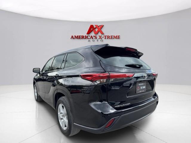 used 2021 Toyota Highlander car, priced at $24,999