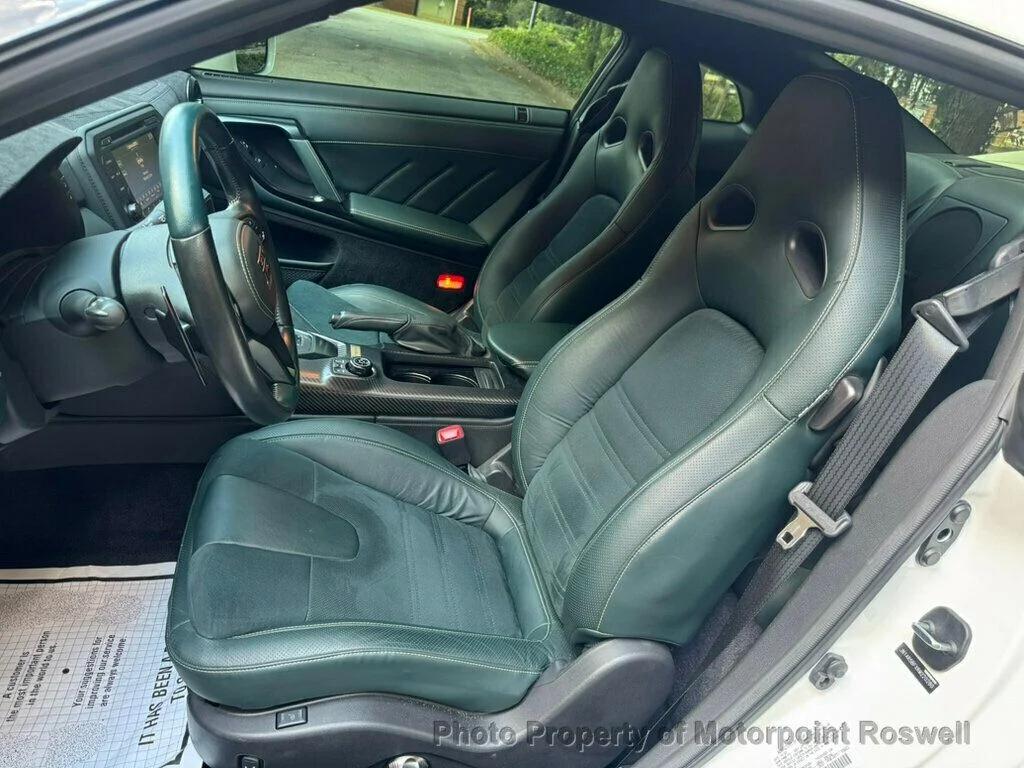 used 2024 Nissan GT-R car