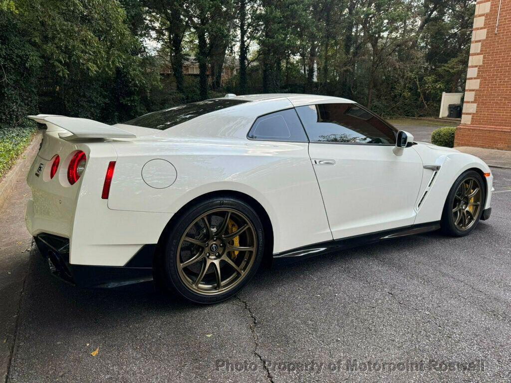 used 2024 Nissan GT-R car