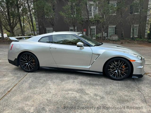 used 2024 Nissan GT-R car