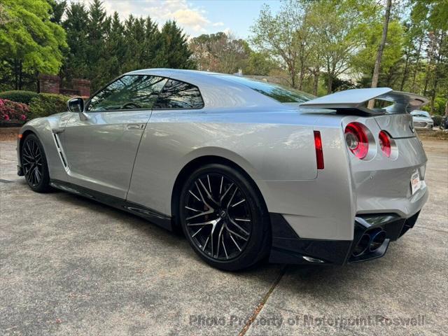used 2024 Nissan GT-R car