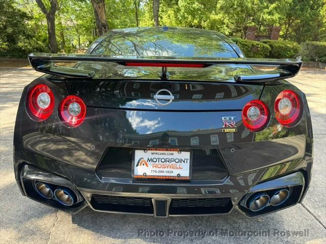 used 2024 Nissan GT-R car