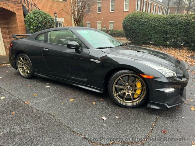 used 2024 Nissan GT-R car
