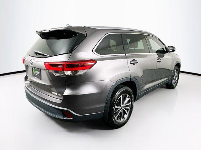 used 2019 Toyota Highlander car, priced at $28,497