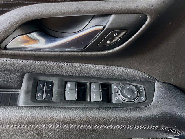 used 2021 GMC Yukon car, priced at $50,697