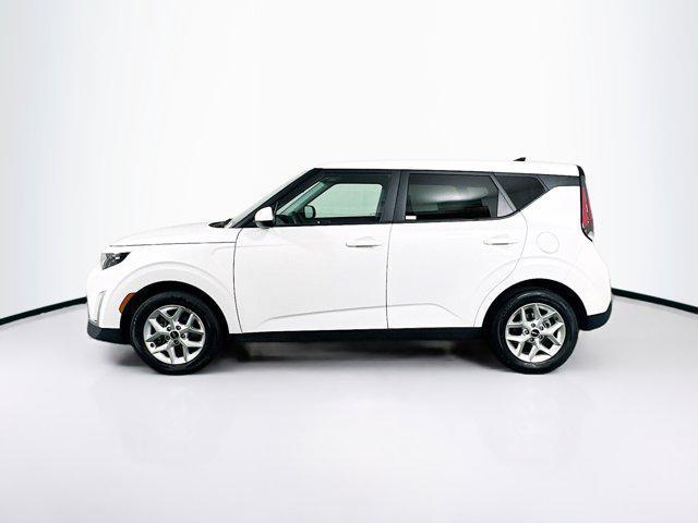 used 2024 Kia Soul car, priced at $17,999