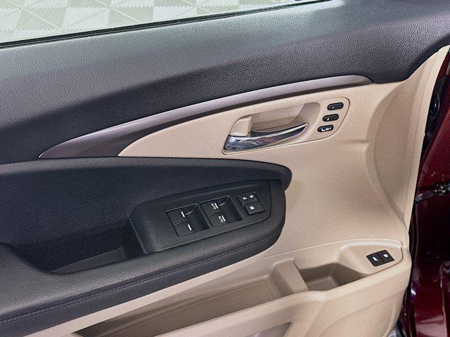 used 2022 Honda Pilot car, priced at $28,897