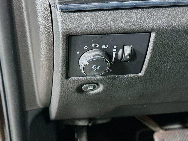 used 2021 Jeep Grand Cherokee car, priced at $27,687
