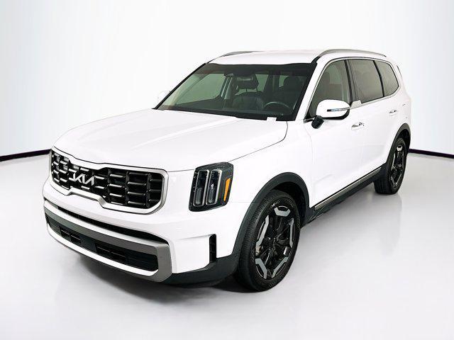 used 2023 Kia Telluride car, priced at $35,497